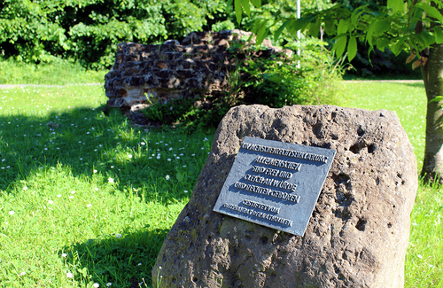 Gedenkstein als grundlegende Umgestaltung?